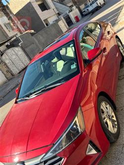 هیۆندای ئەلەنترا